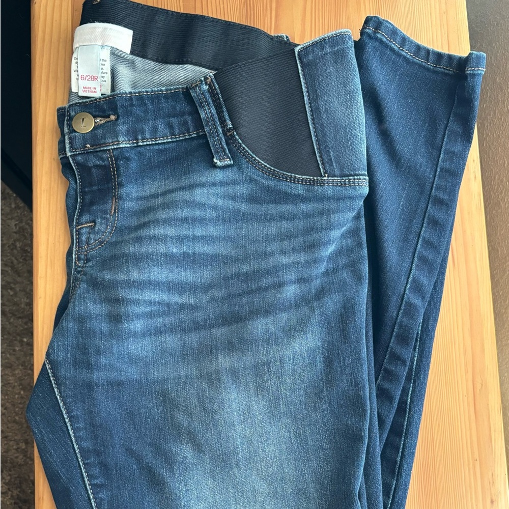 Maternity Jeans, size 6/28R